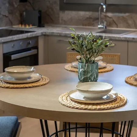 فيلة Elia Stone Órmos Prínou