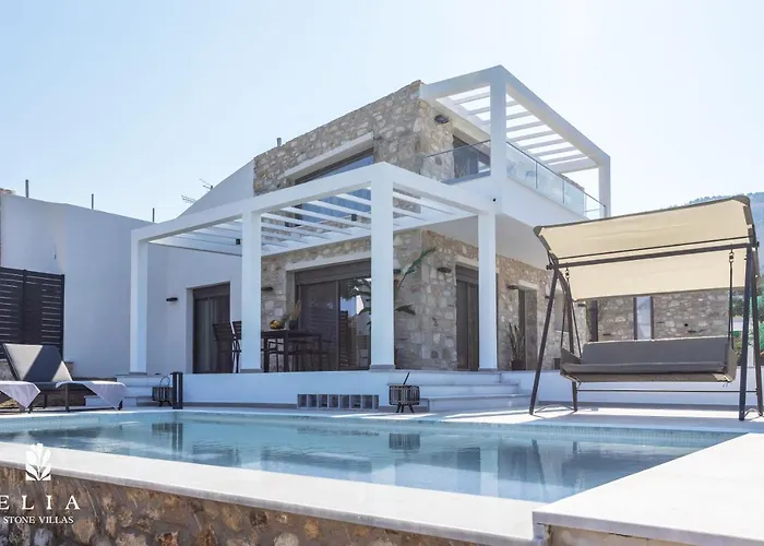 Elia Stone Vila
