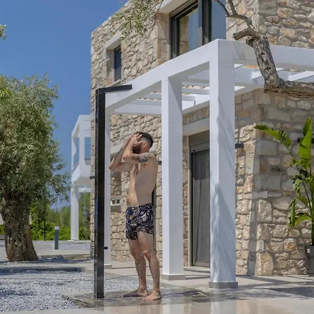 Elia Stone * Órmos Prínou